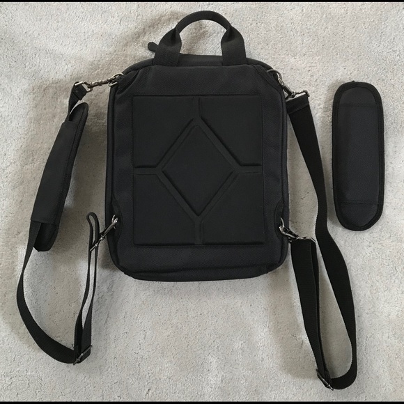 Convertible Laptop Laptop or Crossbody - Picture 8 of 8